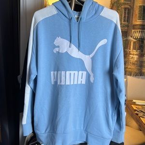 Light blue puma sweater shirt